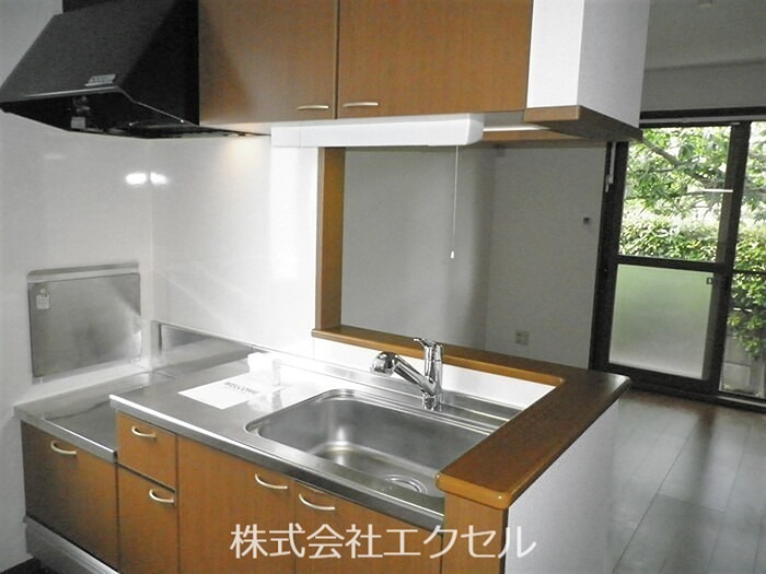 クレストA カウンターキッチンです。