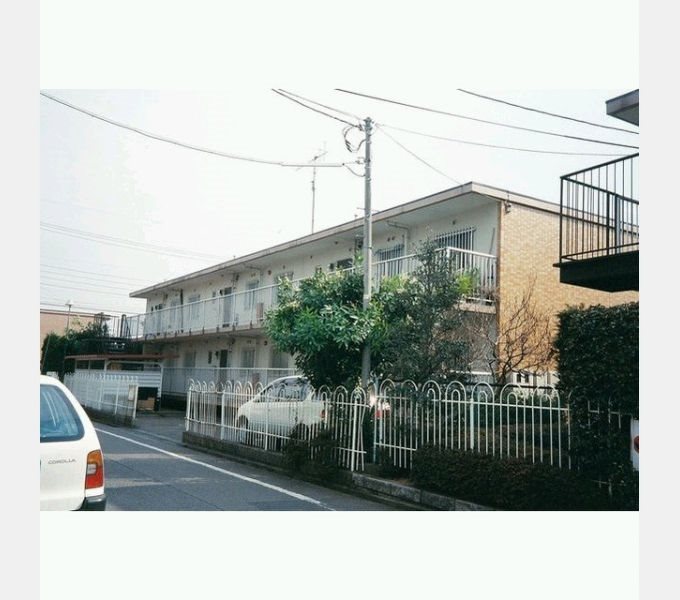 百草園駅徒歩9分です。