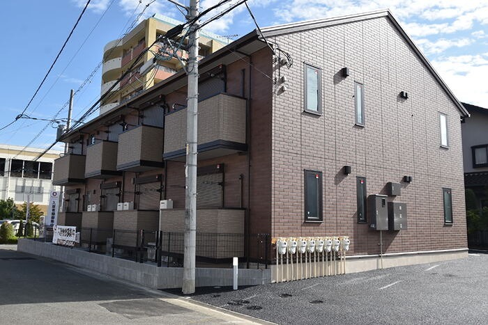 八王子みなみ野駅　徒歩5分です。