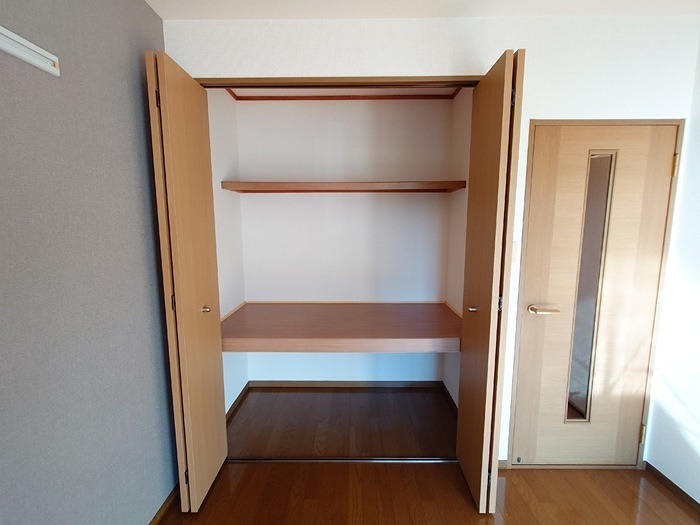 グレースプラザ 収納付きのお部屋です。