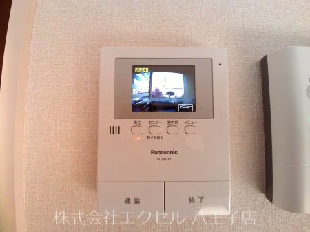 ヴェルドミール3 TVモニターホンで来訪者の確認ができます