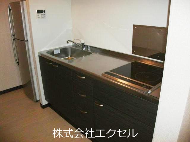 レオネクストＴヴィルヌーブ4 IHコンロ付きです。