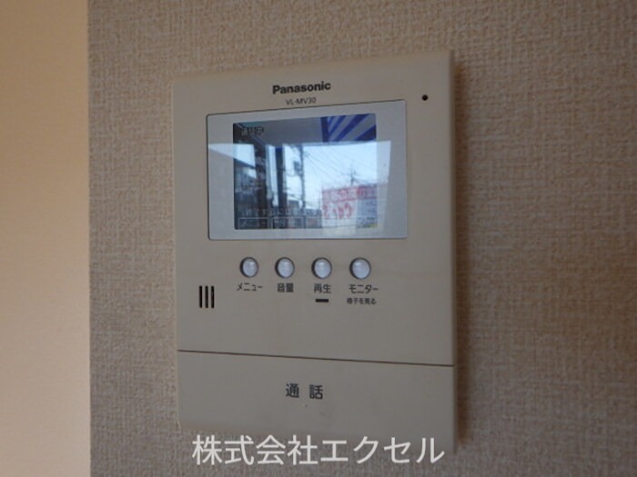 ラメール モニター付きインターホンです。