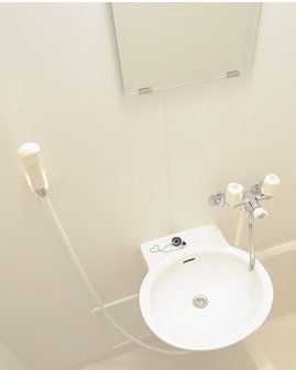 レオパレスエスペランサ分梅 洗面台です。