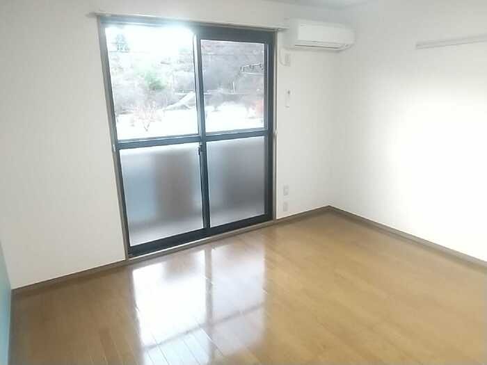 コスモスA フローリングのお部屋です。
