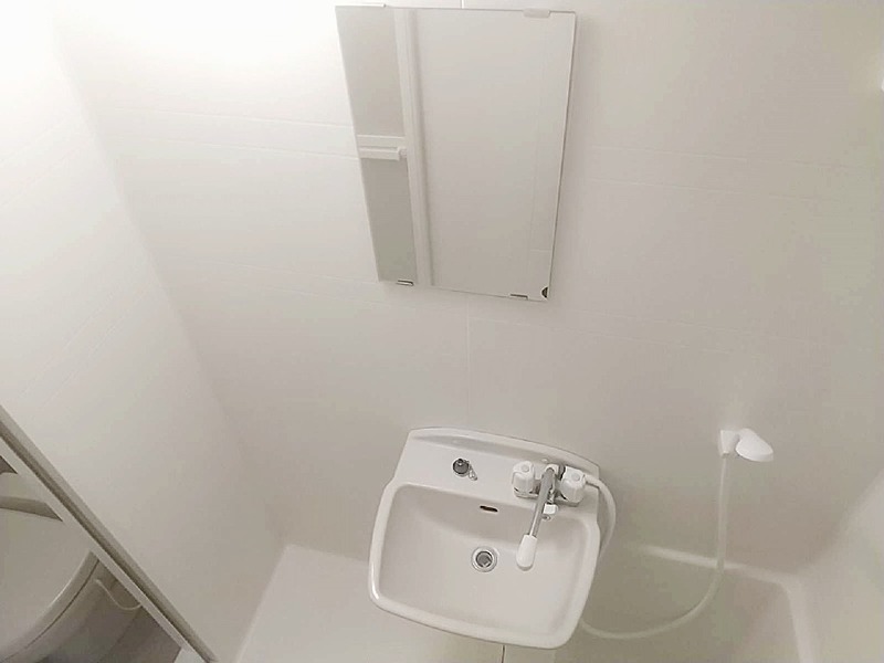 レオパレスハーモニー 洗面台です。