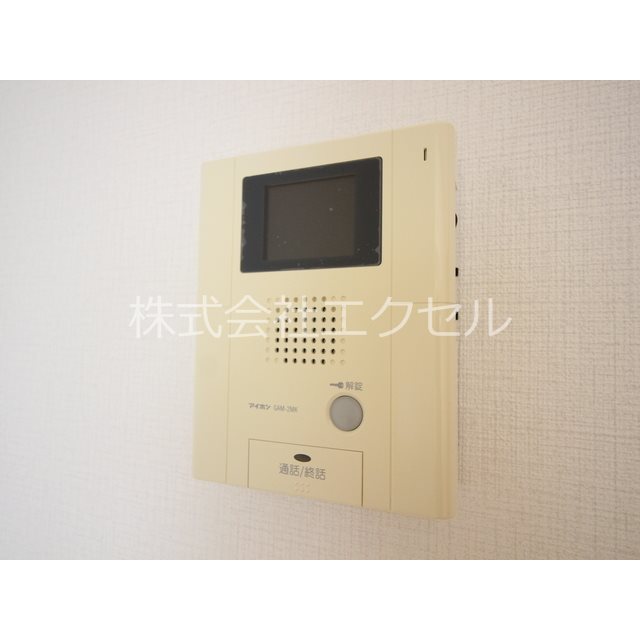 プルミエールOZAKU ドアホンです。