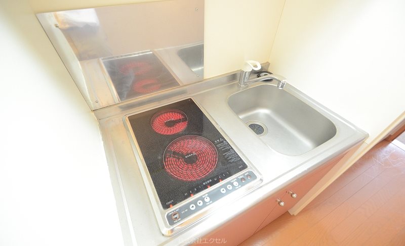 レオパレスポテトハウス2 ＩＨコンロ付き。