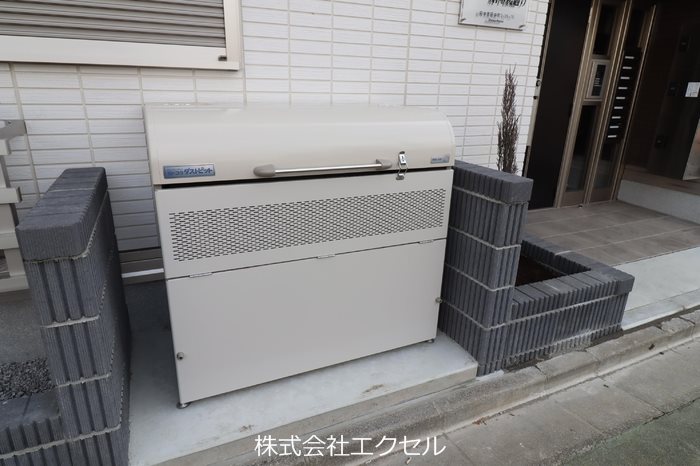 DRESIDENCE府中桜通り  敷地内ごみ置き場です。