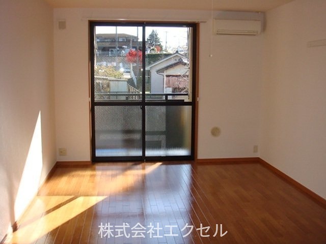 アイビーハイム 日当たり良好で明るいお部屋です。