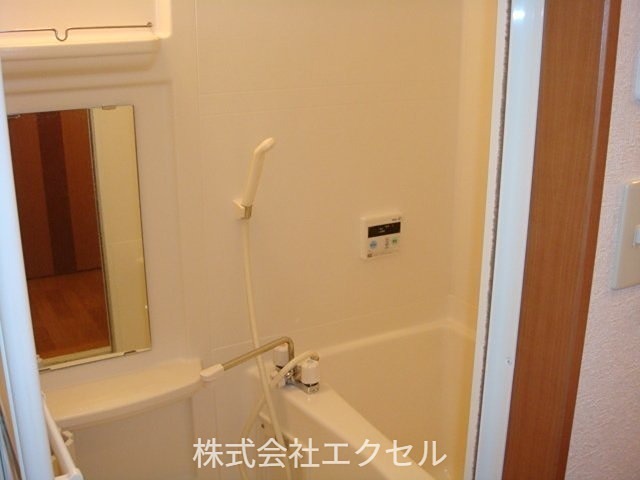 アイビーハイム ゆったりおくつろぎいただける浴室です。