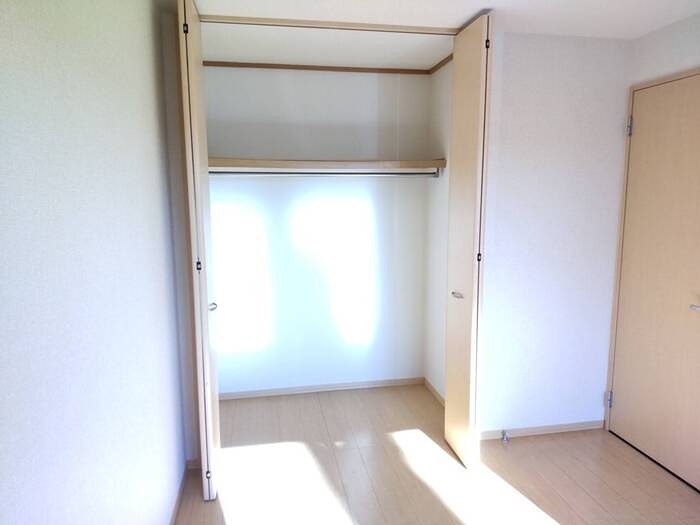 グレースヒルB 収納が３箇所あります。