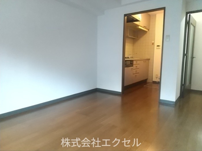サニーハイツ村野 ９帖のダイニングキッチンです。