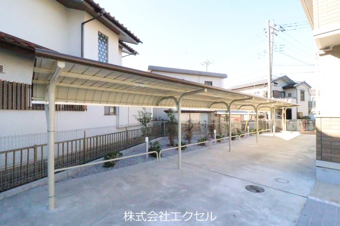 Camelot　A棟 屋根付きの駐輪場です。