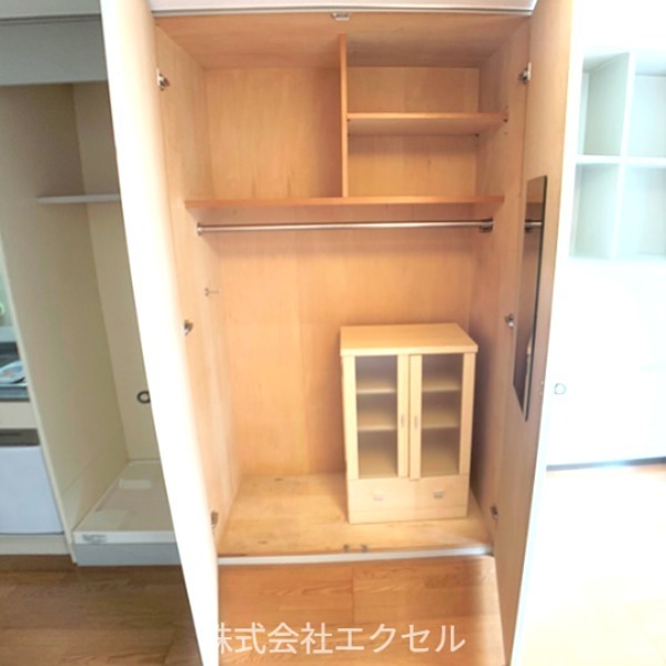 国立ドミトリー 洋服を掛けることができます。