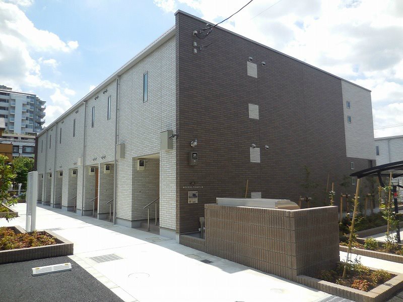 駅まで徒歩圏内です。