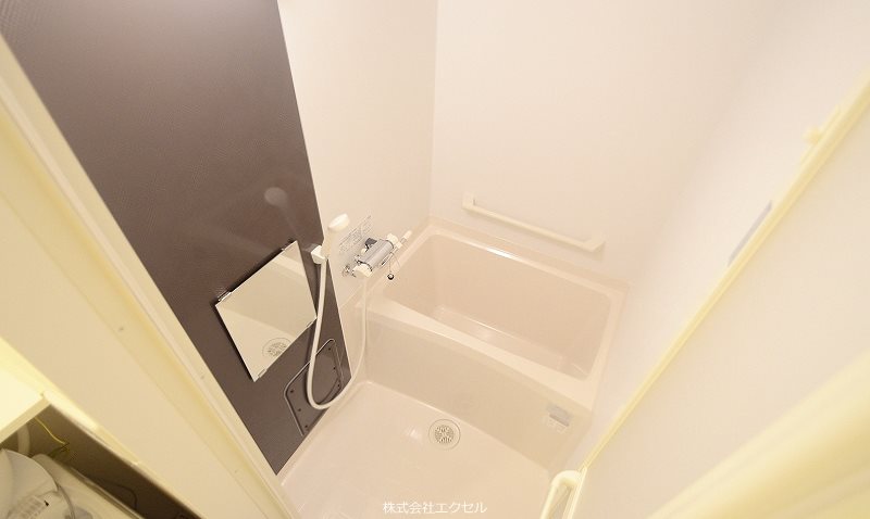 ミランダファルコナー2 浴室乾燥機付きです。