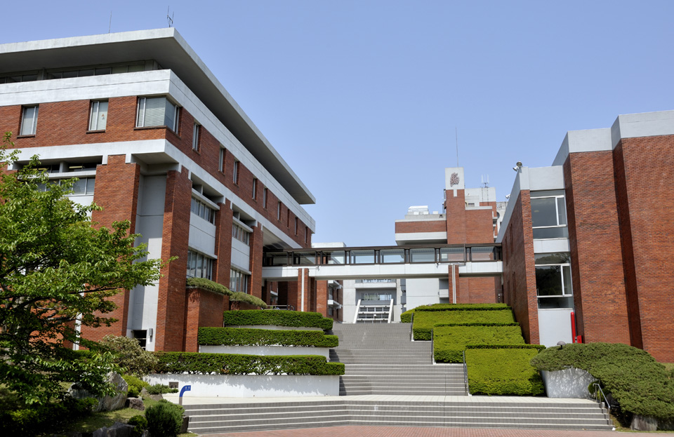 インハーリット 私立東京薬科大学