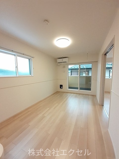 ククナ 10畳の洋室です。