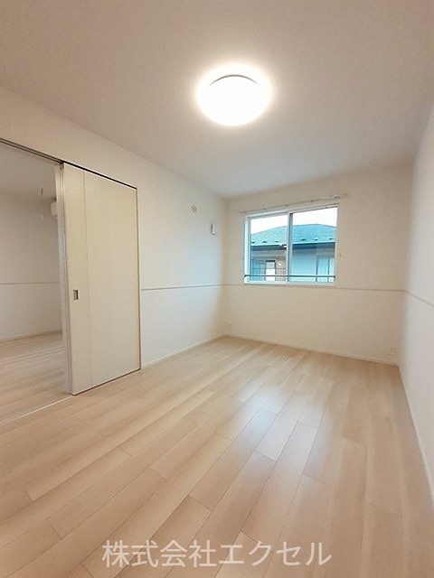 ククナ 収納付きの洋室2部屋です。
