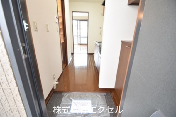 エミネンス1 シューズボックス完備。