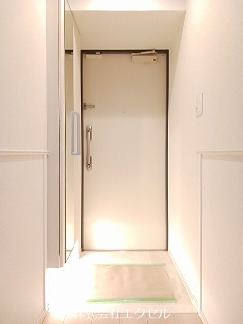 シオン八王子 シューズBOX完備の玄関です。