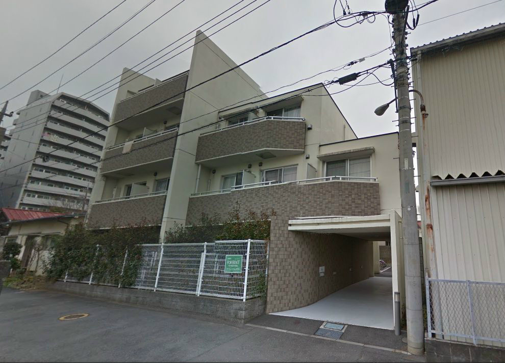 女性も安心のオートロックマンションです。