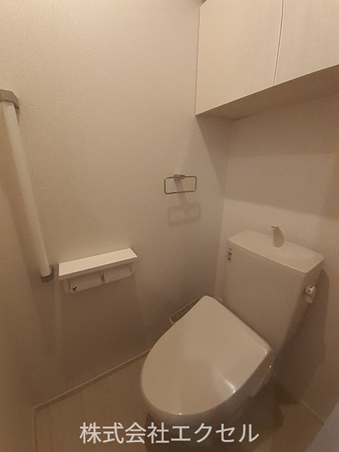 ゼファーイン 温水洗浄便座です。