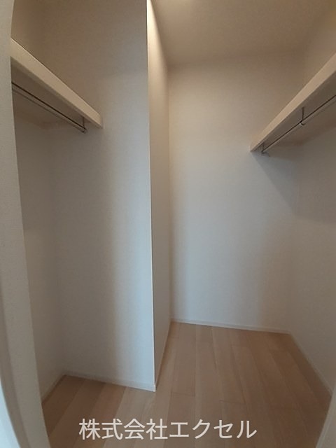 ゼファーイン ウォークインクローゼットです。
