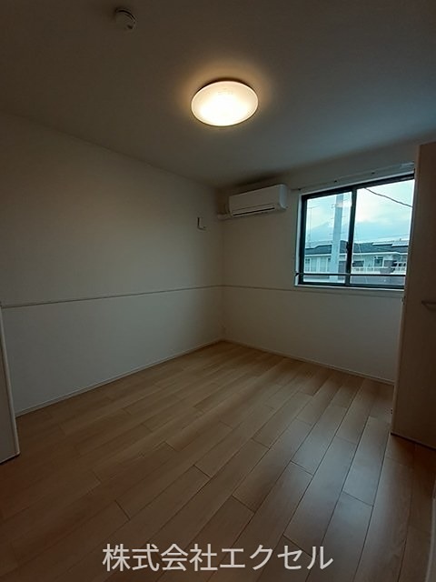 ゼファーイン フローリングの室内です。