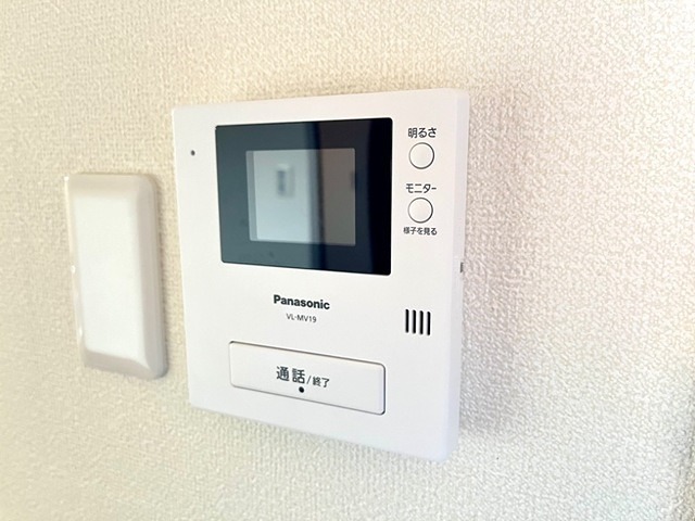 スカイヒルズほそや 安心のTVインターホンです。