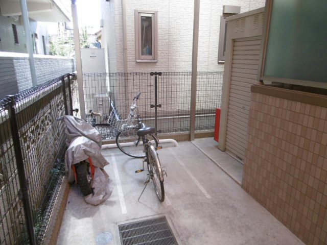 クラリス 駐輪スペースです。