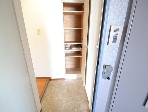 アクロス立川1 玄関