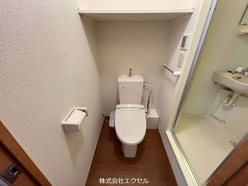 レオパレスFRONTIER 温水洗浄便座です。