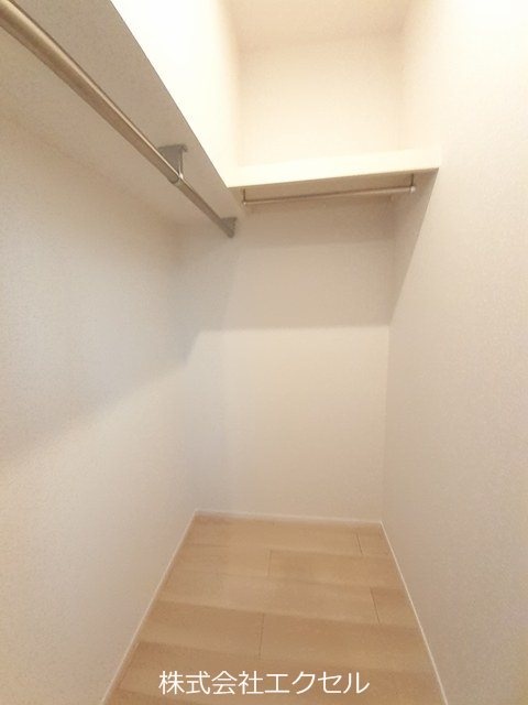 エルベート1 収納2箇所です。