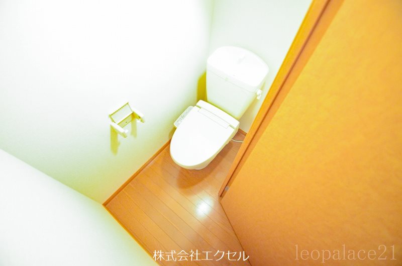 レオパレスグレートハウス 温水洗浄便座です。