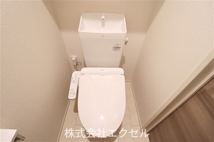 ストリーム久米川 温水洗浄便座です。