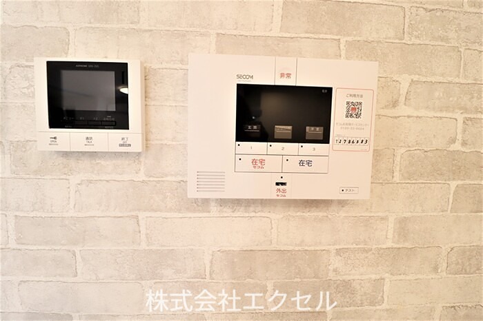 ストリーム久米川 モニター付きインターホンです。