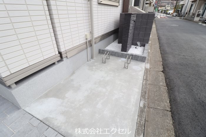 ストリーム久米川 駐輪場です。