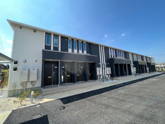 長沼駅徒歩圏内の都市ガス仕様の新築アパート♪