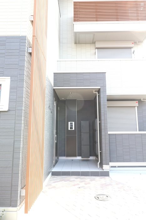 RENOM オートロック完備です。