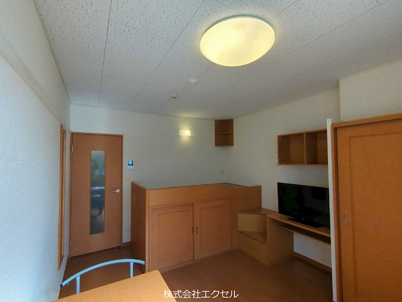 レオパレスセンターウエスト1 家具家電付き。