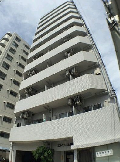 駅近のマンションです。