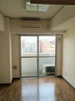 エトワール明神町 同建物別号室の写真です。