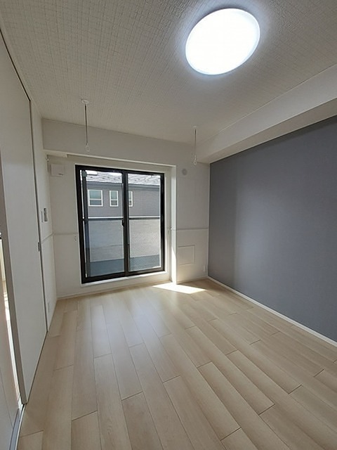 カーサエスカリエ 全室洋室です。