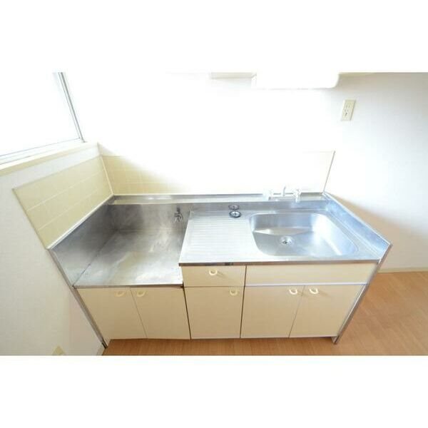 エステートピア原４ (同建物の別部屋の写真です。)