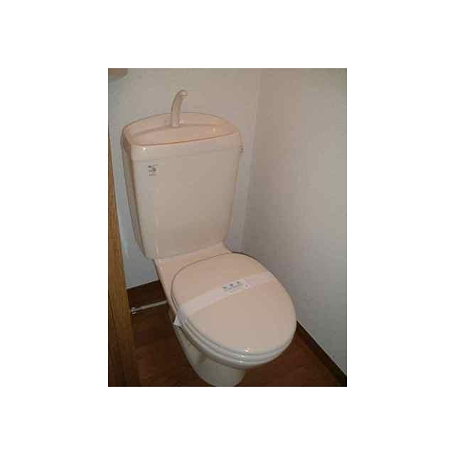 アンプルールブワレジェンド 清潔感のあるトイレです。