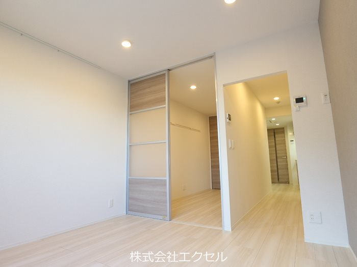 コンフォール東橋本２丁目 フラットな室内です。