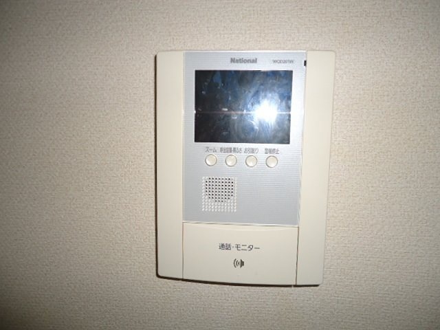 アシューレ TVモニターホン完備で来訪者が確認頂けます。