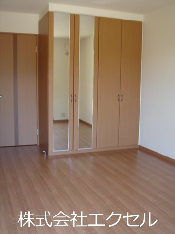アシューレ 収納付でお部屋を広くお使い頂けます。
